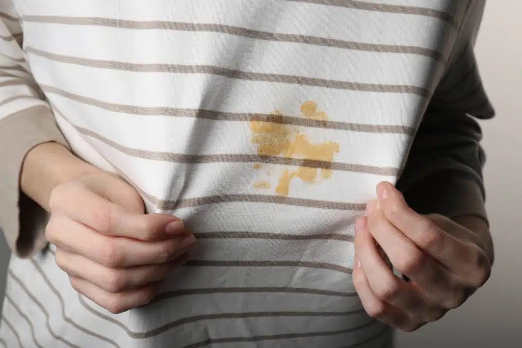 How to remove stains from clothing